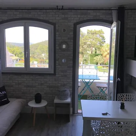 Les Issambres Superbe Studio Avec Terrasse Roquebrune-sur-Argens Exterior photo